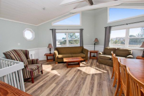 WC1065, A Beachin Good Time- Oceanside, Private Pool, Hot Tub